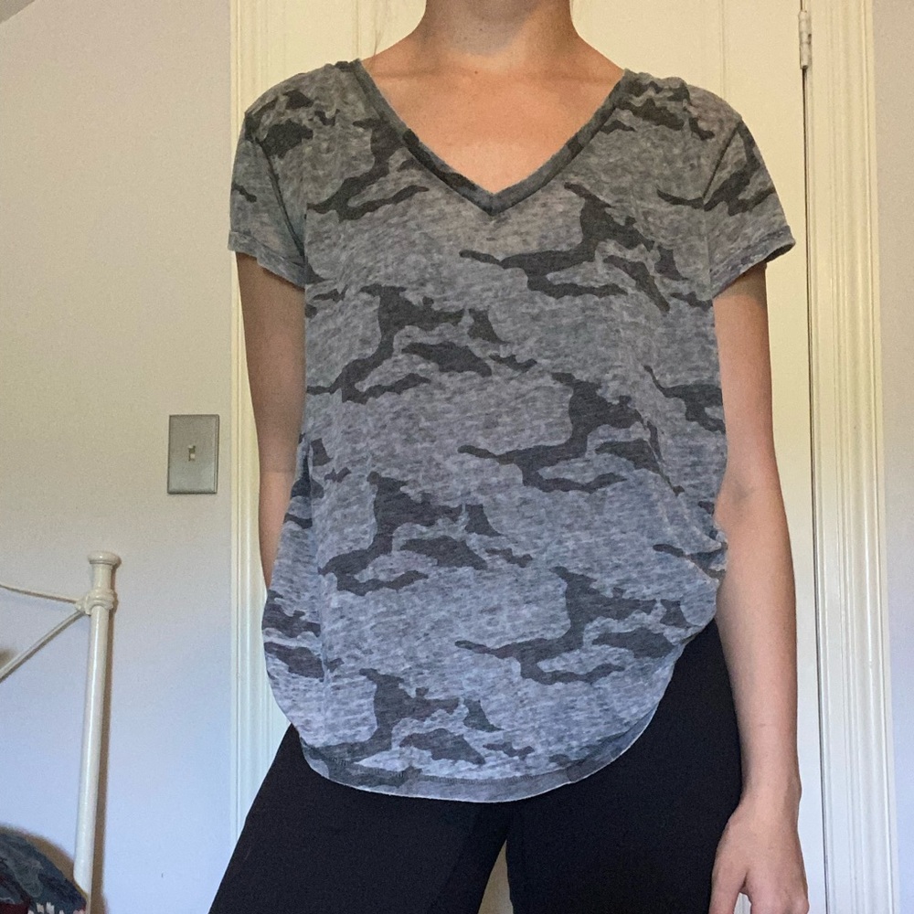 Camo tee